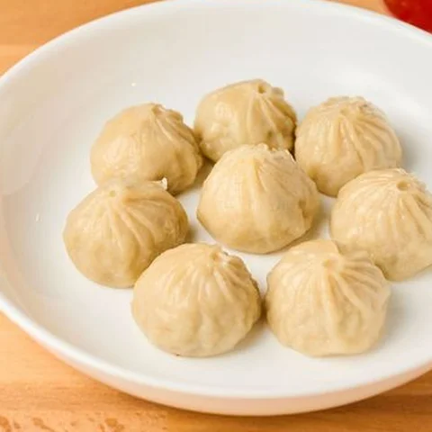 Plain momos
